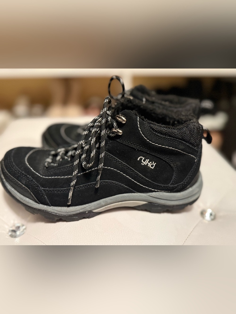 Ryka Black Lace-Up Women's Ankle Hiking Boots, 6.5